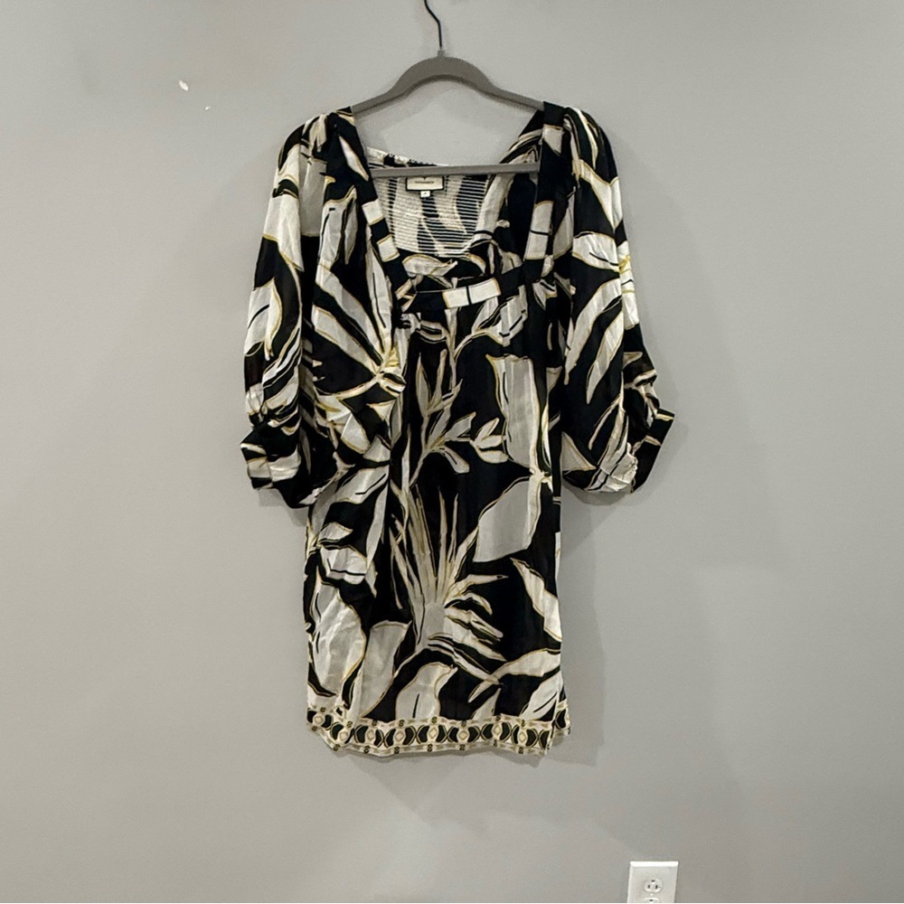 Tuckernuck Dress Mod Iris Coverup Balloon Sleeve Mini in Black Gold - Picture 7 of 9